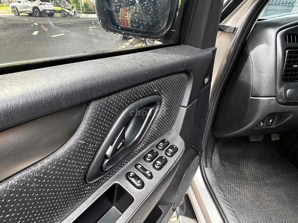 Ford Escape 2013 photo 4