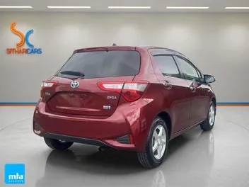 Toyota Vitz 2017 photo 5