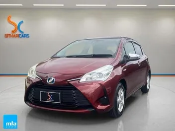 Toyota Vitz 2017 photo 4