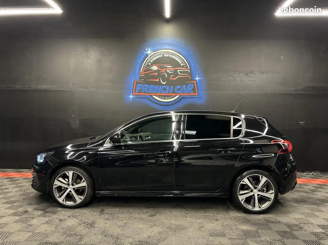 Peugeot 308 2021 photo 3