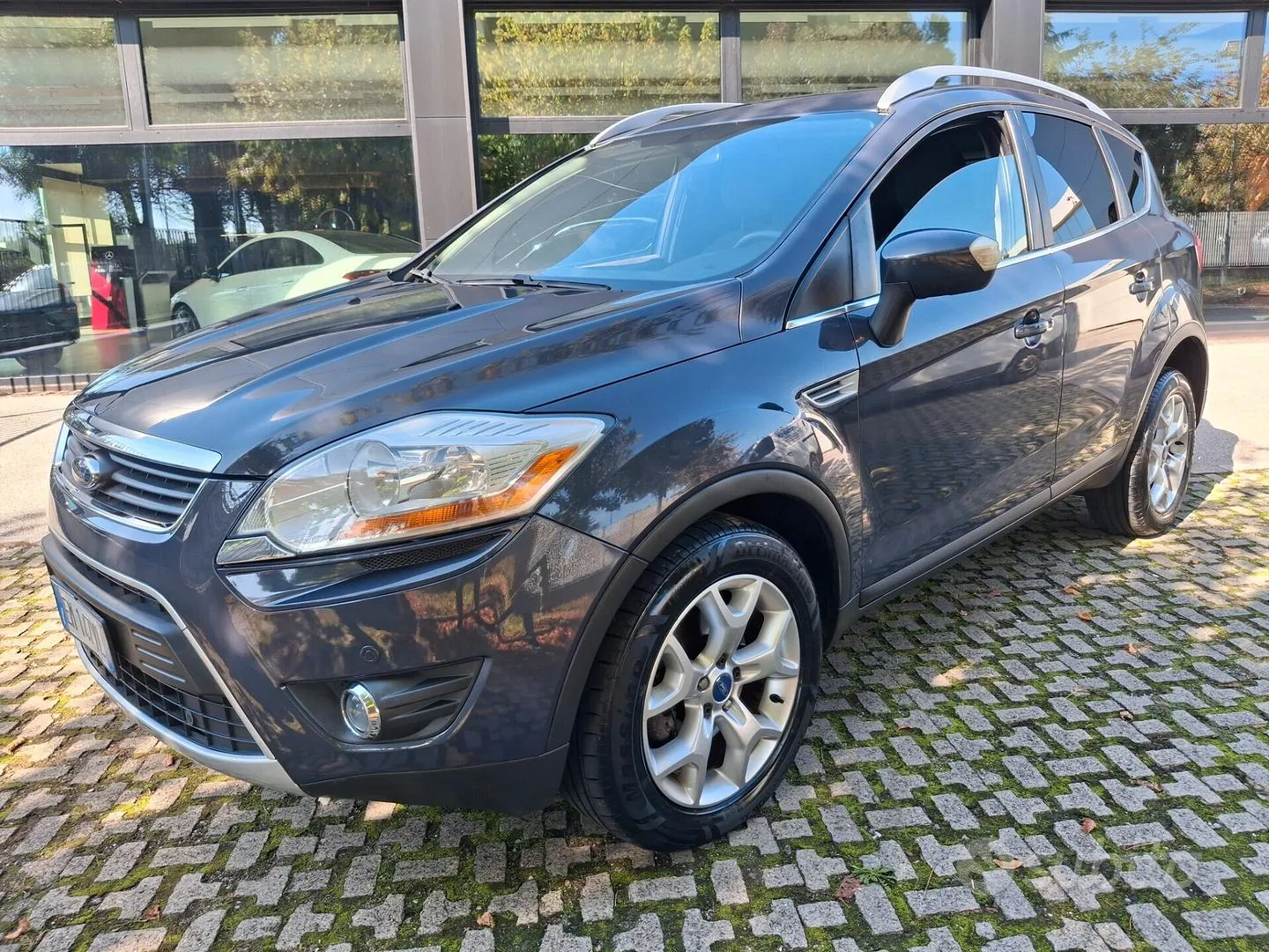 Ford Kuga 2012 photo 3