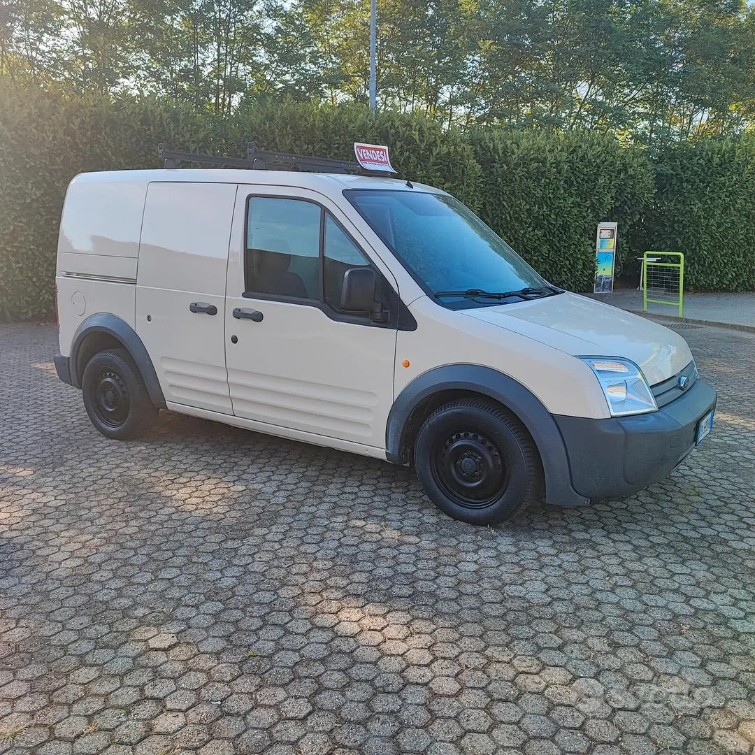 Ford Transit Connect 2006 photo 2