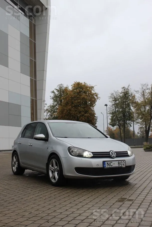 Volkswagen Golf 6 2011 photo 2