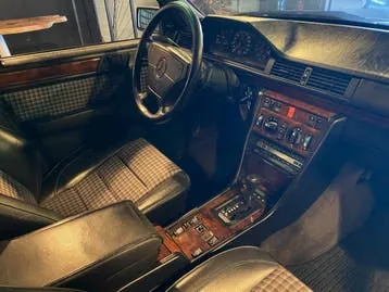 Mercedes-Benz E-Klasse E500 500E W124 1992 photo 3