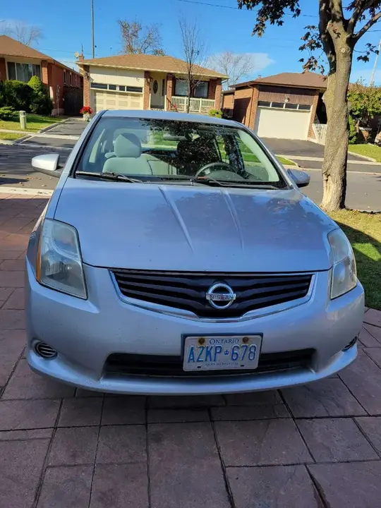 Nissan Sentra 2012 photo 2