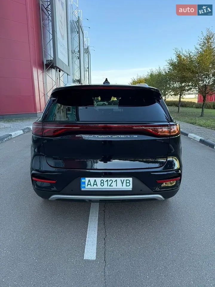BYD Tang 2023 photo 4