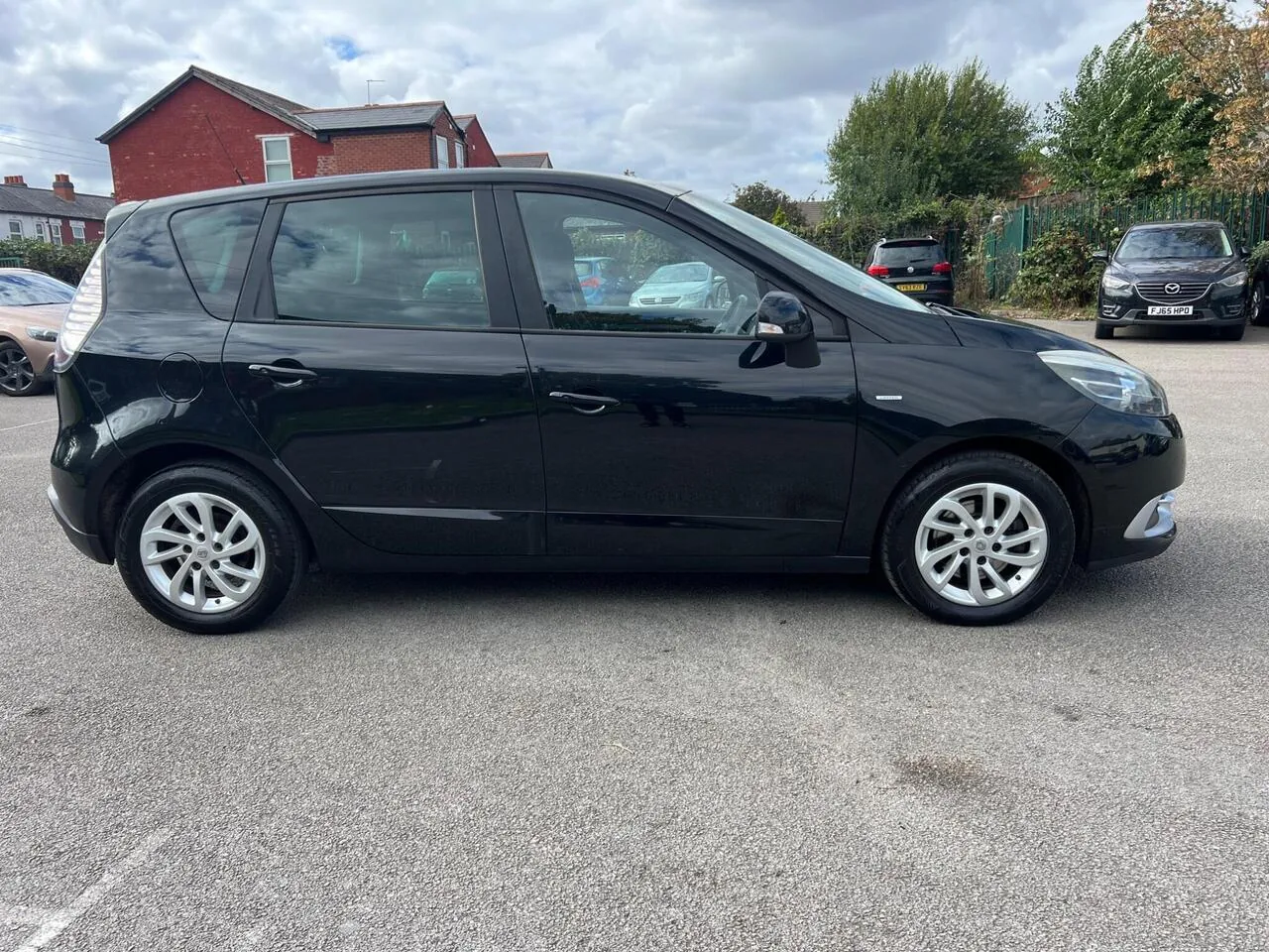 Renault Scenic 2015 photo 3