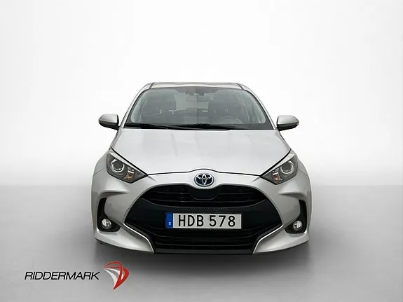 Toyota Yaris 2023 photo 2