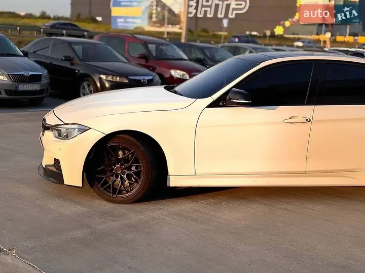BMW 3 Series 2015 photo 3