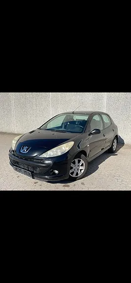 Peugeot 206 2012 photo 2