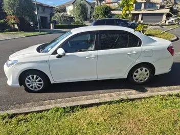 Toyota Corolla Axio 2017 photo 3