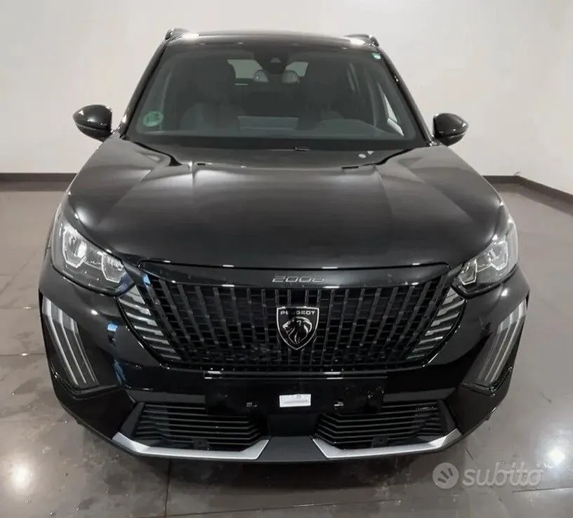 Peugeot 2008 2024 photo 3