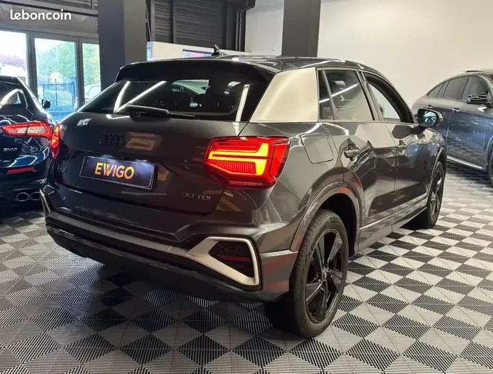 Audi Q2 2021 photo 2