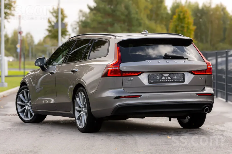 Volvo V60 2019 photo 4
