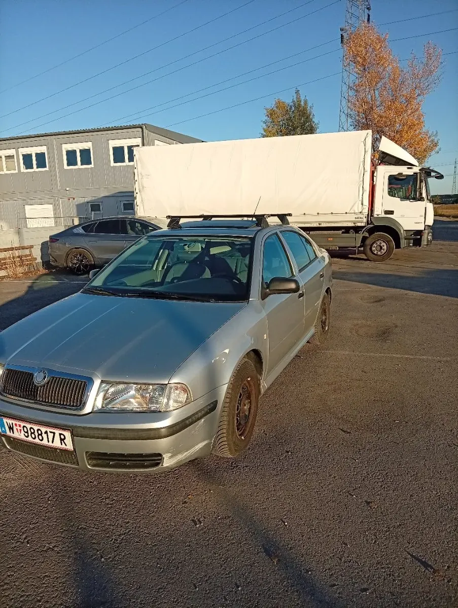Skoda Octavia 2001 photo 3