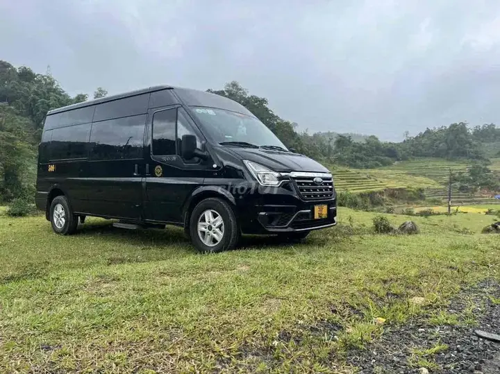 Ford Transit 2023 photo 2