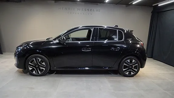 Peugeot 208 2025 photo 2