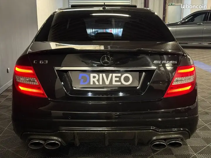 Mercedes-Benz C-Class 2010 photo 4