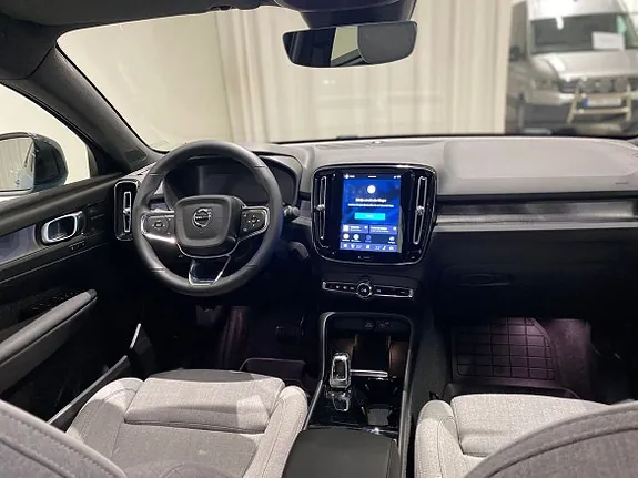 Volvo C40 2023 photo 2