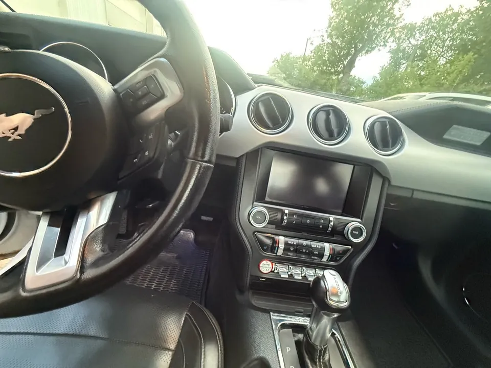 Ford Mustang 2015 photo 4