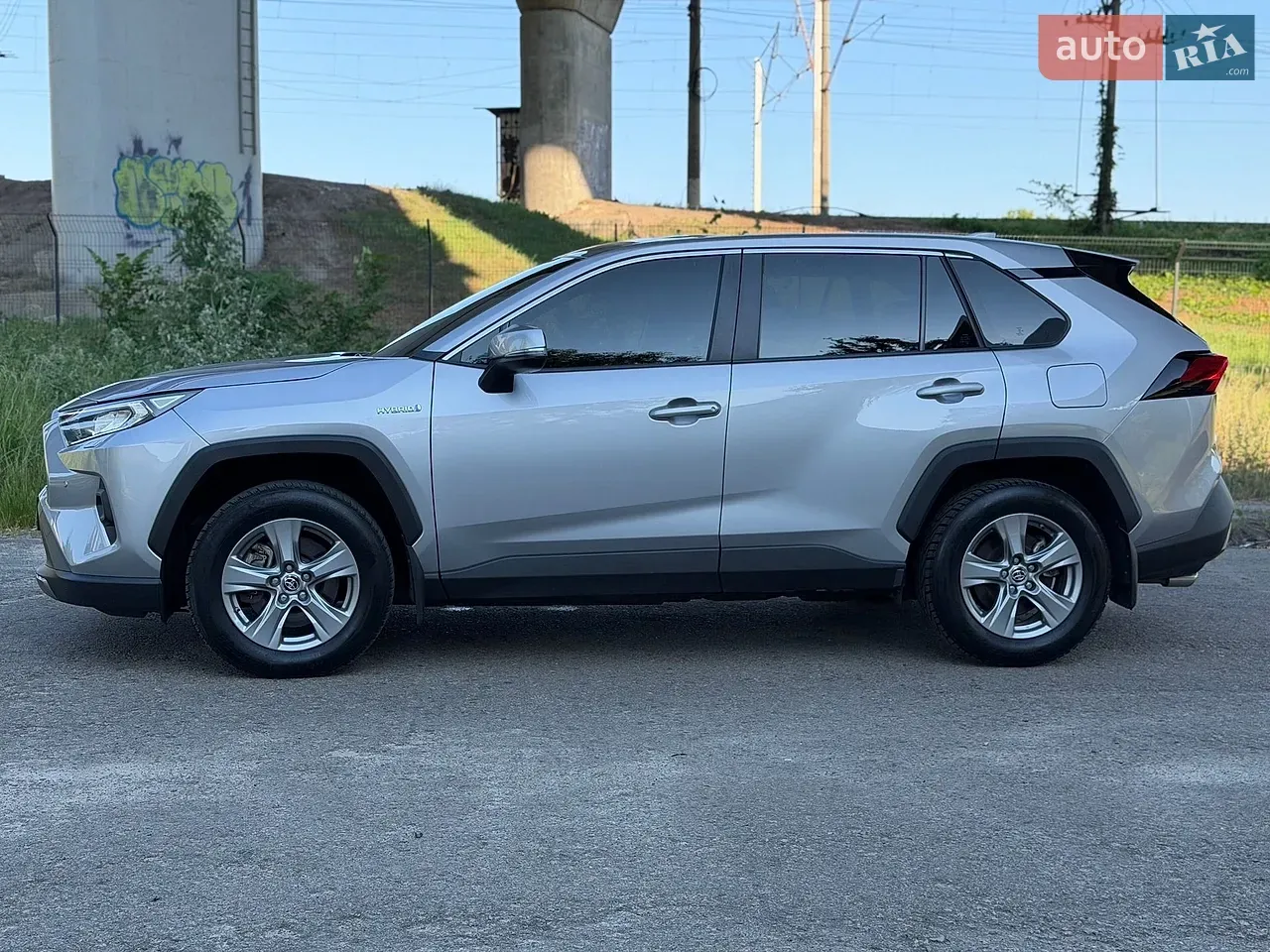Toyota Rav4 2024 photo 2
