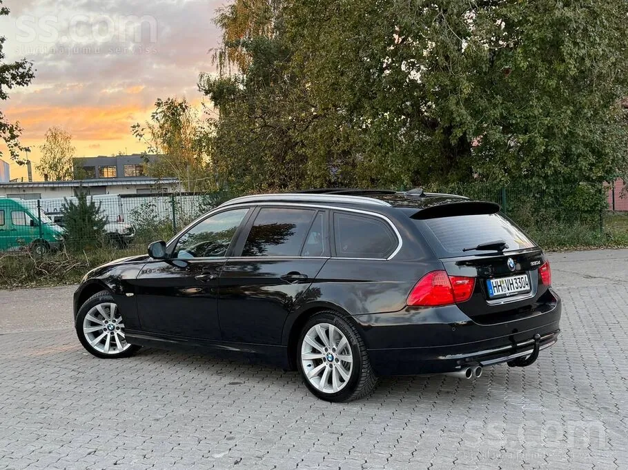 BMW 330D 2011 photo 4