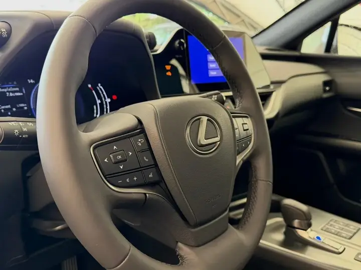 Lexus Ux 2026 photo 5