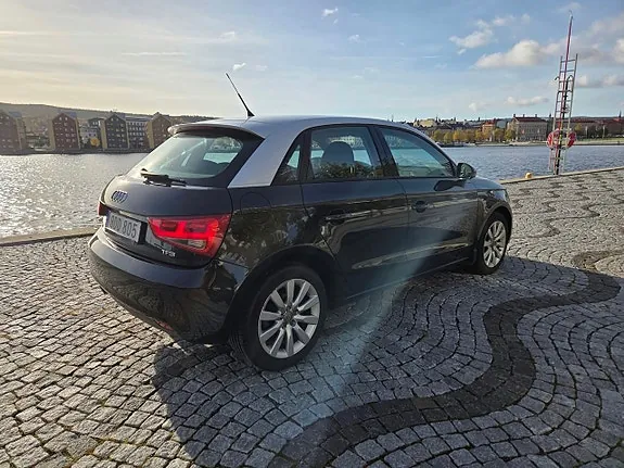 Audi A1 2014 photo 4