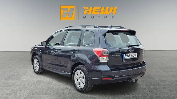 Subaru Forester 2016 photo 2