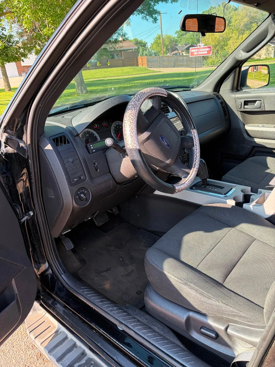 Ford Escape 2010 photo 4