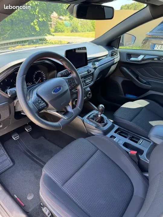 Ford Focus 2020 photo 3