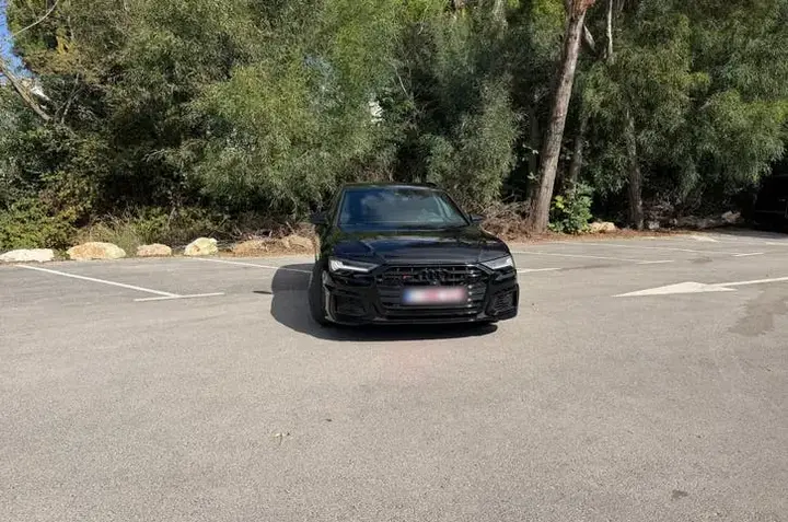 Audi S6 Avant