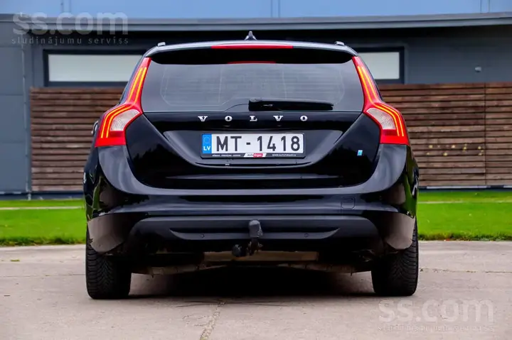 Volvo V60 2011 photo 5