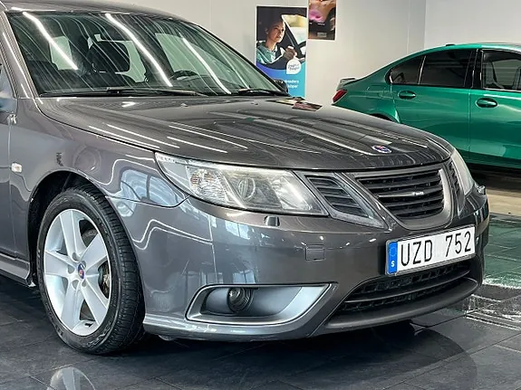 Saab 9-3 2010 photo 4