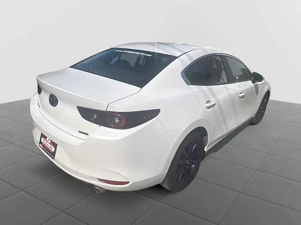 Mazda 3 2023 photo 4