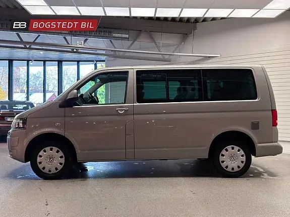 Volkswagen Caravelle 2015 photo 4