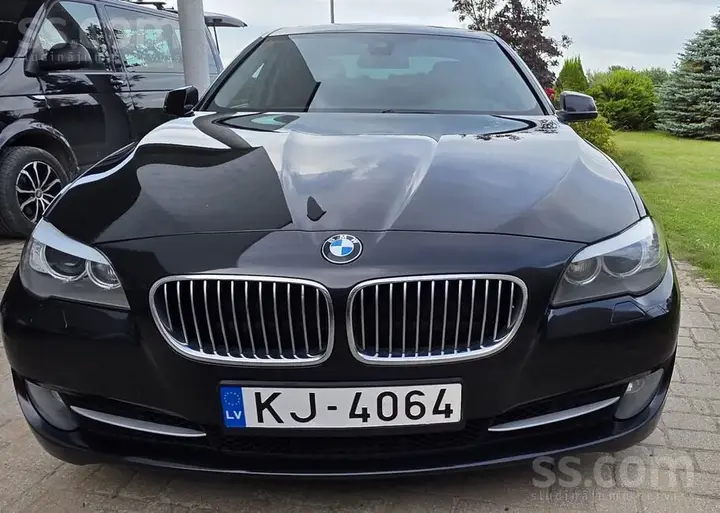 BMW 530 2013 photo 3