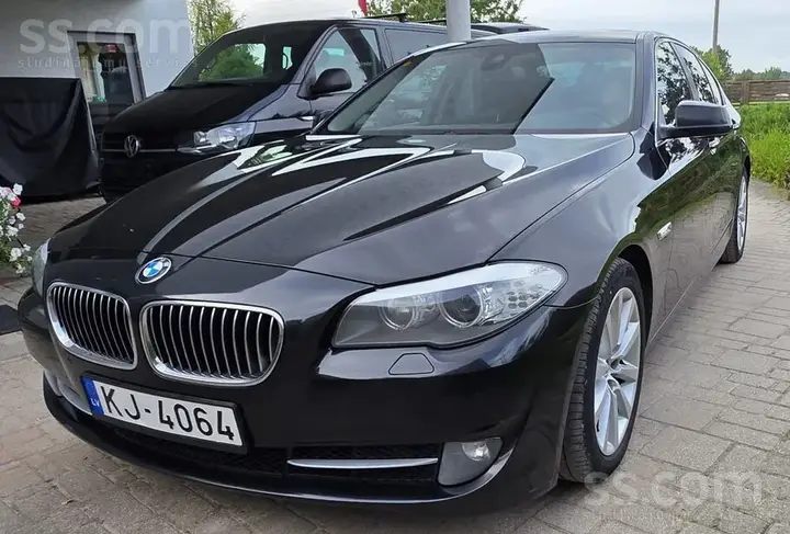 BMW 530 2013 photo 2