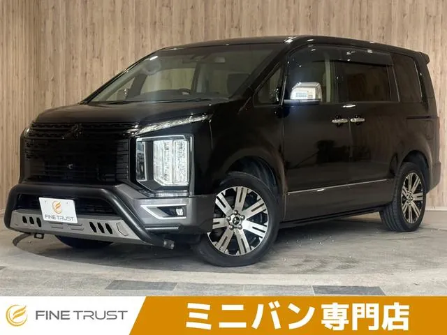 Mitsubishi Delica D:5