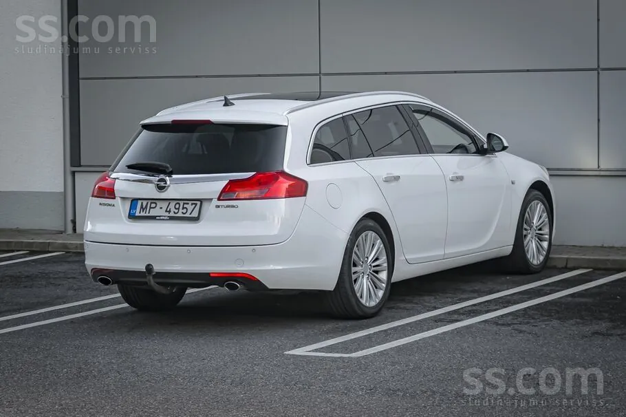 Opel Insignia 2013 photo 4