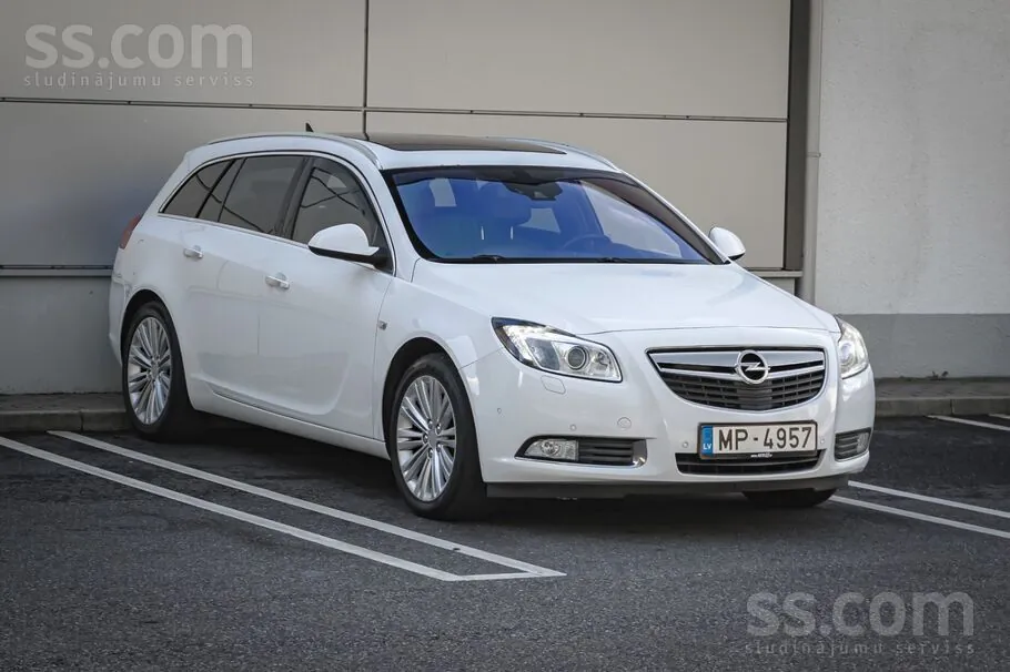 Opel Insignia 2013 photo 3