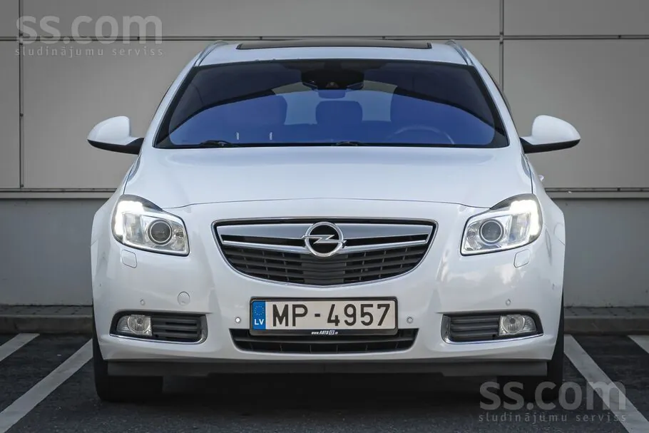Opel Insignia 2013 photo 2