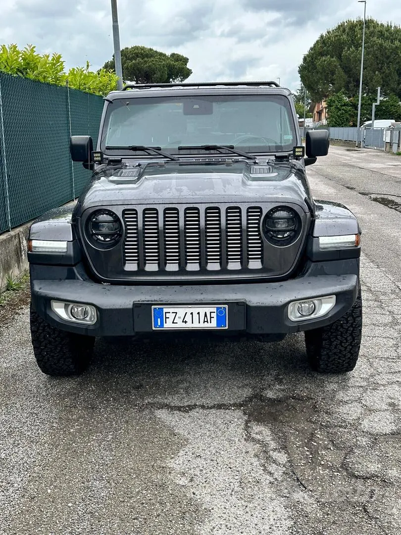 Jeep Wrangler Unlimited 2019 photo 3