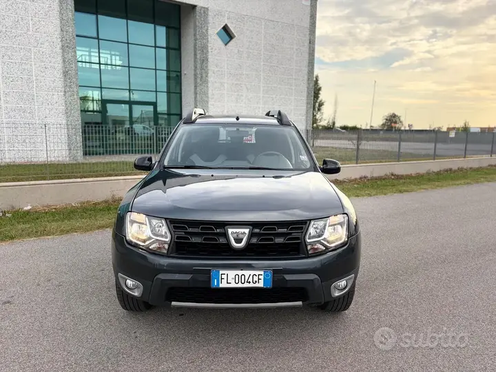 Dacia Duster 2017 photo 2