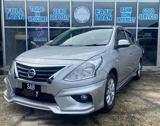 Nissan Almera