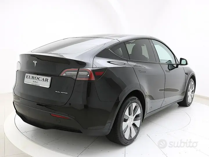 Tesla Model Y 2022 photo 3