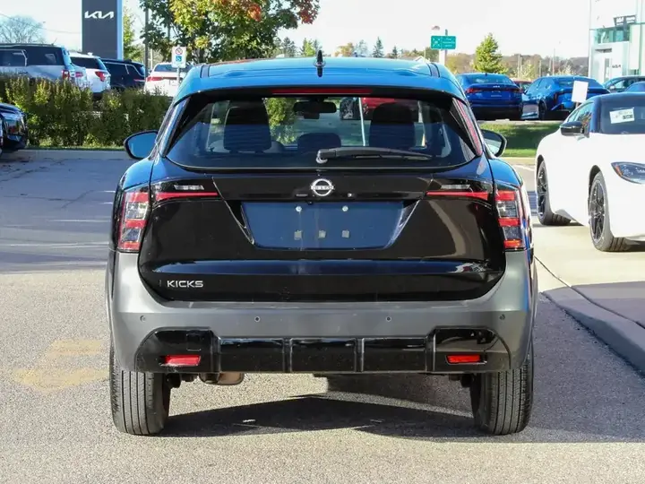 Nissan Kicks 2025 photo 5