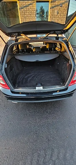 Mercedes-Benz C180 2010 photo 4