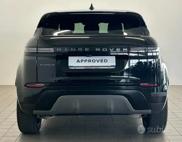 Land Rover Range Rover Evoque 2024 photo 4