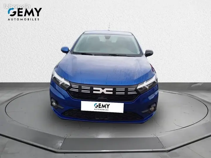 Dacia Sandero 2024 photo 2